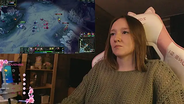 MoonlishSiren online show from 11.25.25