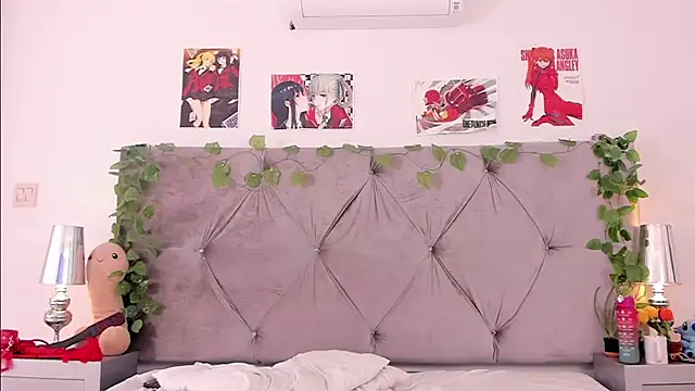 linasantoss online show from 01.22.25