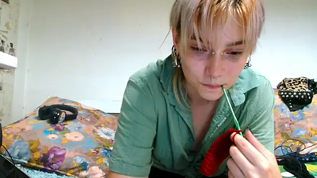 Sophie Bell online show from 06.25.26