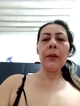 Mia-funny20 online show from 02.02.25