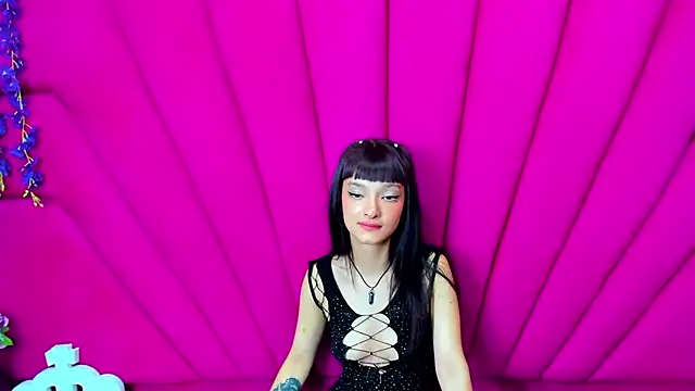 Aurora 18 online show from 12.04.24