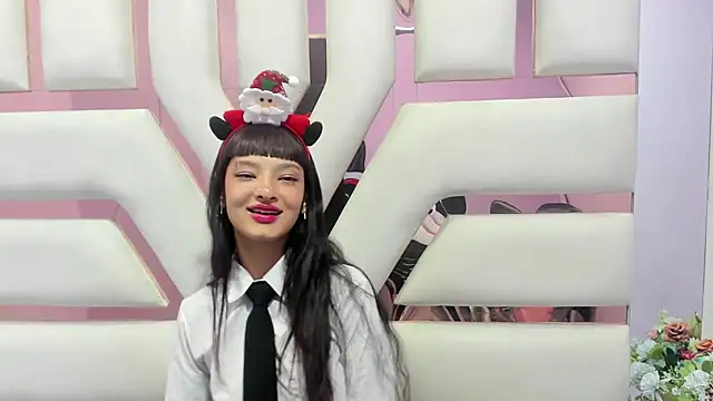 Aurora 18 online show from 12.12.24