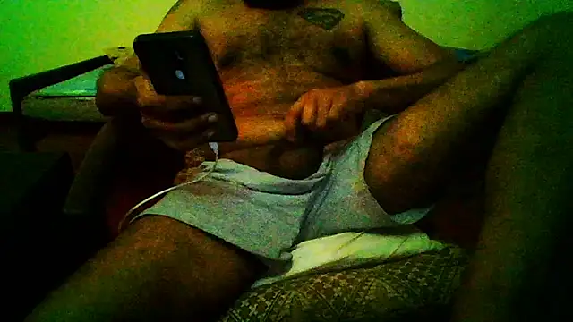 Snapshot of Kinkyluvi chatting on 12.11.24 Kinkyluvi online show from 12.11.24