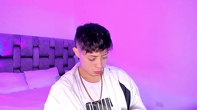 MarcusCollinss  online show from 12.11.24