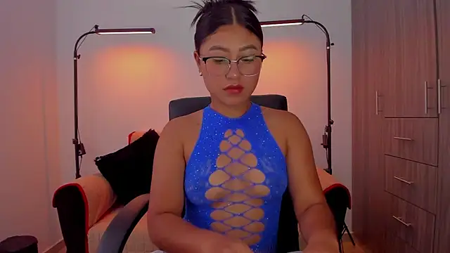 Snapshot of cloy_baby__ chatting on 03.21.25 cloy baby online show from 03.21.25