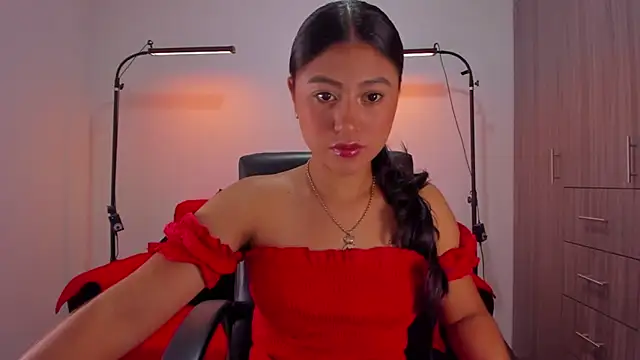 cloy baby   online show from 04.21.26