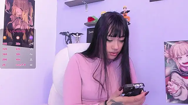 Akari1 Mischief online show from 11.25.25