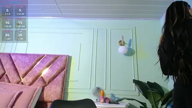 Layna cold online show from 11.27.25