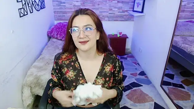 lilyponce  online show from 05.14.26