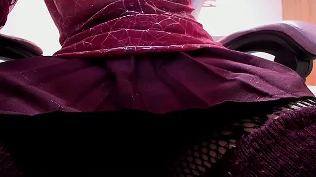 paula kawaiifu  online show from 12.18.25