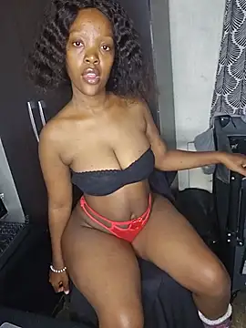 Snapshot of curvysexybody chatting on 05.28.26 curvysexybody online show from 05.28.26