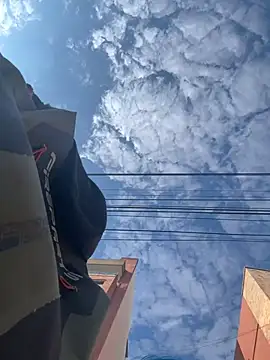 Snapshot of Lunapage chatting on 02.26.25 Lunapage online show from 02.26.25