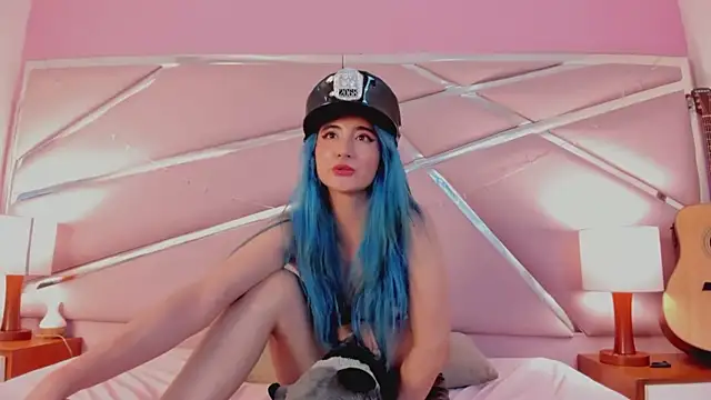 Snapshot of Lunapage chatting on 03.12.25 Lunapage online show from 03.12.25