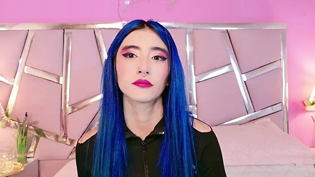 Snapshot of Lunapage chatting on 09.22.25 Lunapage online show from 09.22.25