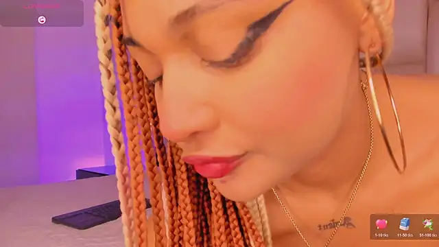  CurlyGirl  online show from 11.27.25