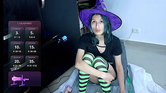 Camila---torres online show from 10.15.25