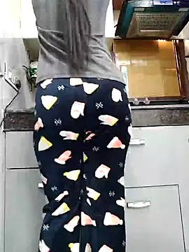 Snapshot of Manpreet_kaur21 chatting on 12.11.24 Manpreet kaur21 online show from 12.11.24