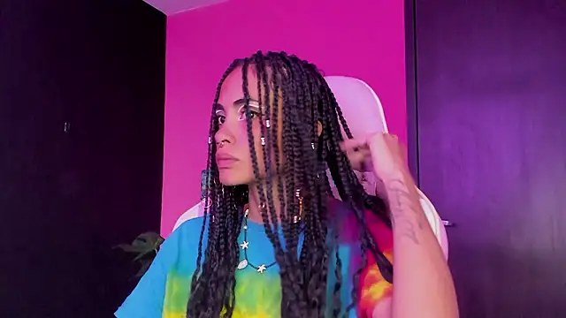 Juanadearco5 online show from 12.03.24