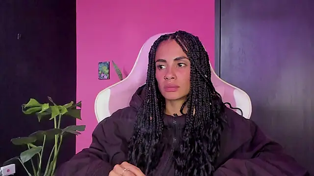 Juanadearco5 online show from 12.06.24