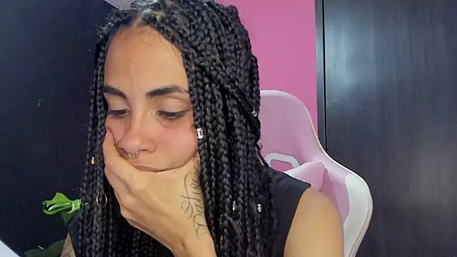 Juanadearco5 online show from 12.07.24