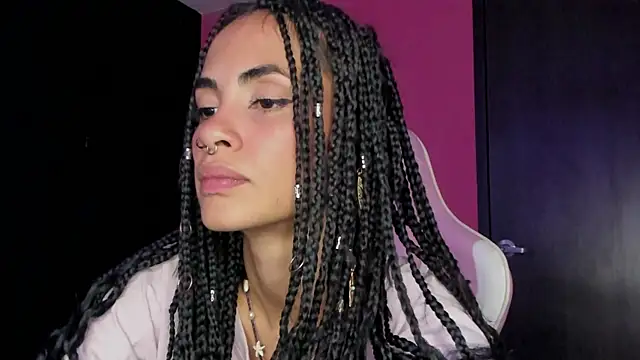 Juanadearco5 online show from 12.11.24