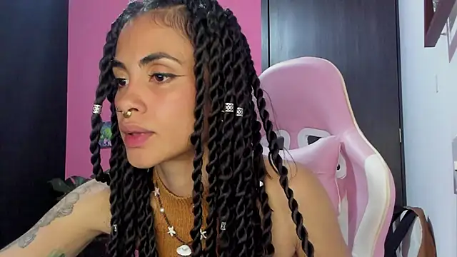 Juanadearco5 online show from 01.08.25