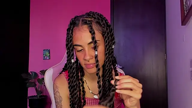 Juanadearco5 online show from 01.09.25