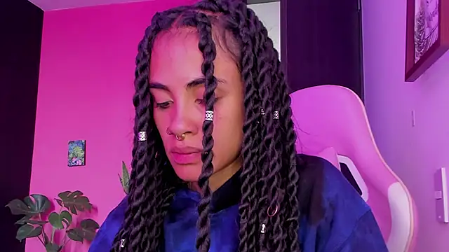 Juanadearco5 online show from 01.11.25