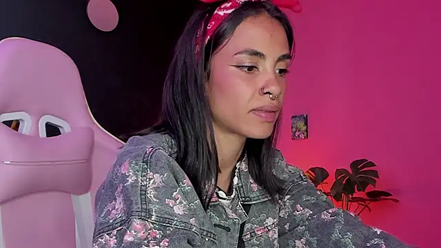 Juanadearco5 online show from 02.06.25