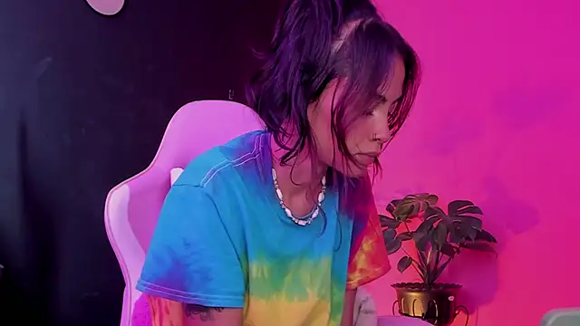 Juanadearco5 online show from 03.05.25