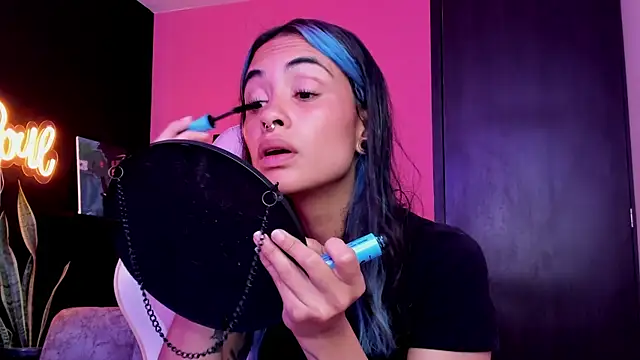 Juanadearco5 online show from 10.09.25