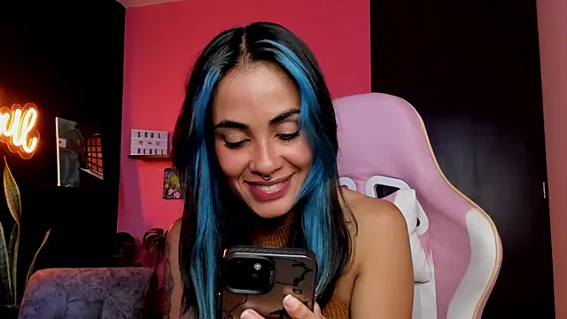 Juanadearco5 online show from 10.10.25