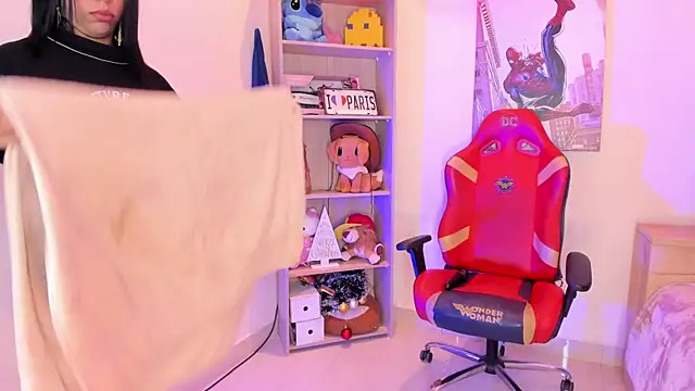 madelyn rose  online show from 01.15.25