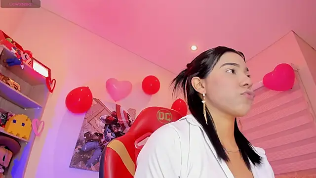 madelyn rose  online show from 02.15.25