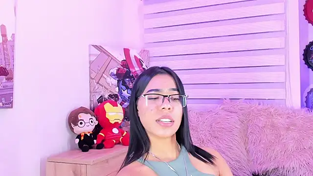 madelyn rose  online show from 03.15.25