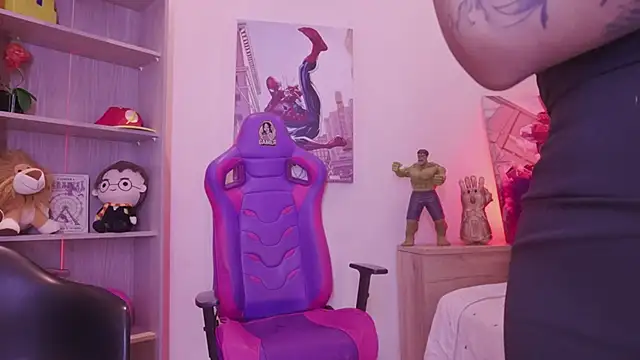 madelyn rose  online show from 04.18.26