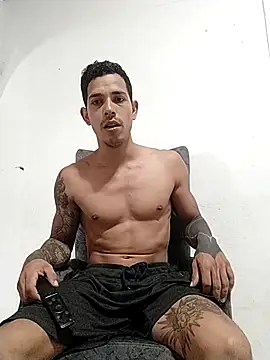 Snapshot of chero_95 chatting on 10.27.25 chero 95 online show from 10.27.25