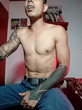 Snapshot of chero_95 chatting on 11.13.25 chero 95 online show from 11.13.25