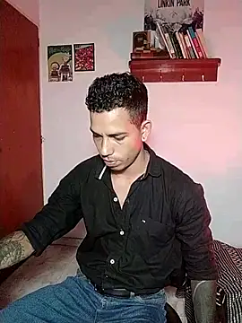 Snapshot of chero_95 chatting on 11.14.25 chero 95 online show from 11.14.25