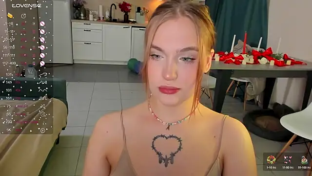 CarolineLovers online show from 12.28.24