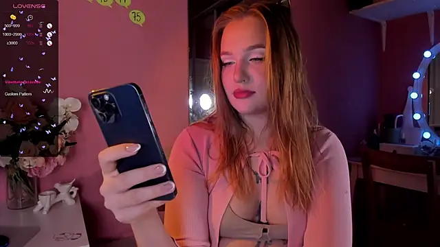 CarolineLovers online show from 09.18.25