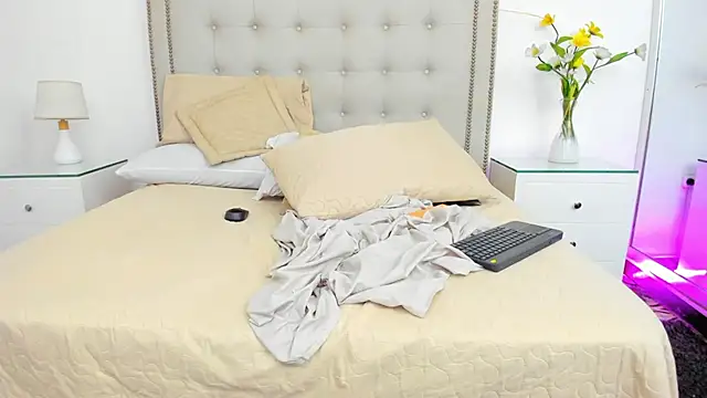 Cataleyalove ADY online show from 04.19.26