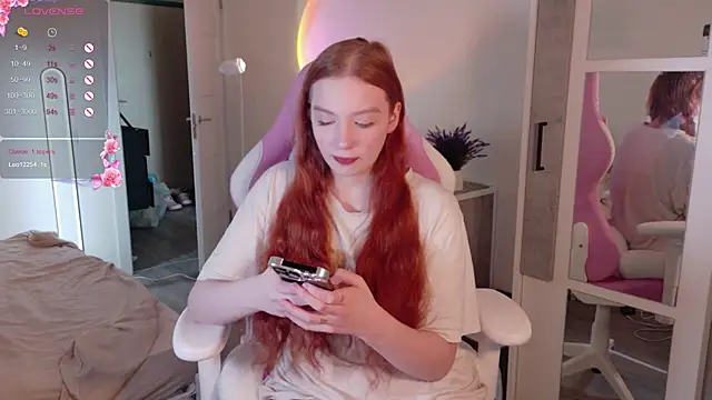 cinnabon girls online show from 10.19.25