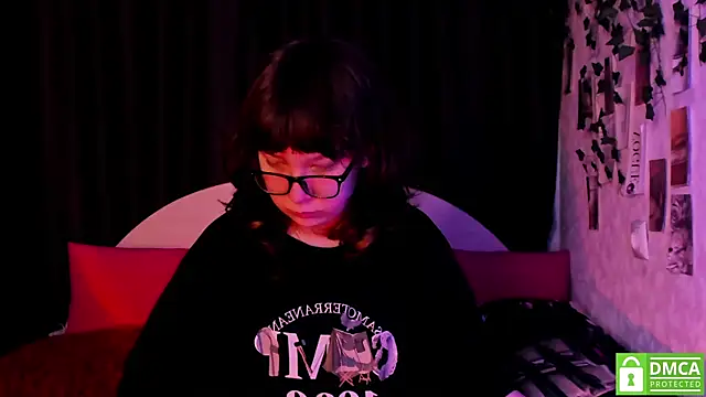 dreamgirllovee online show from 11.26.25