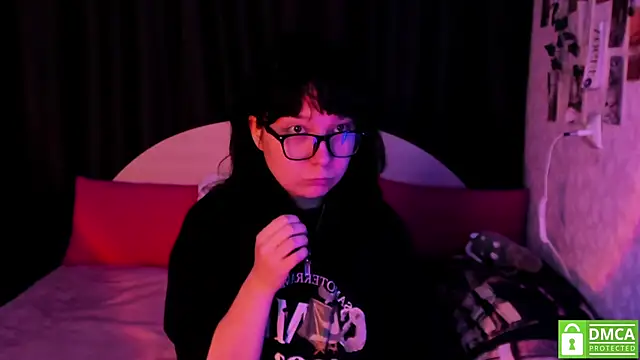 dreamgirllovee online show from 12.19.25