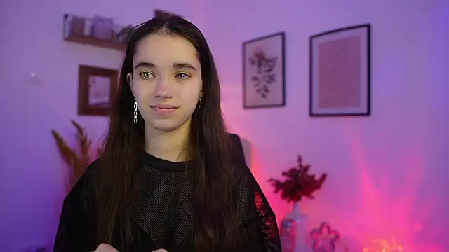 Gia Paige18 online show from 11.21.25