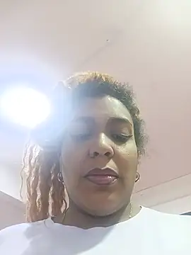 ELLA KELLY online show from 07.03.26