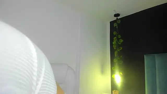 HarleyQueen Robbie online show from 12.15.24