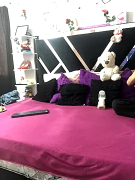 1lovelygirls online show from 09.18.25