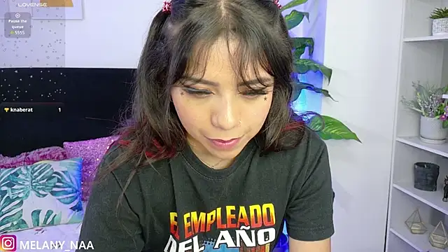 melany naa online show from 11.22.25